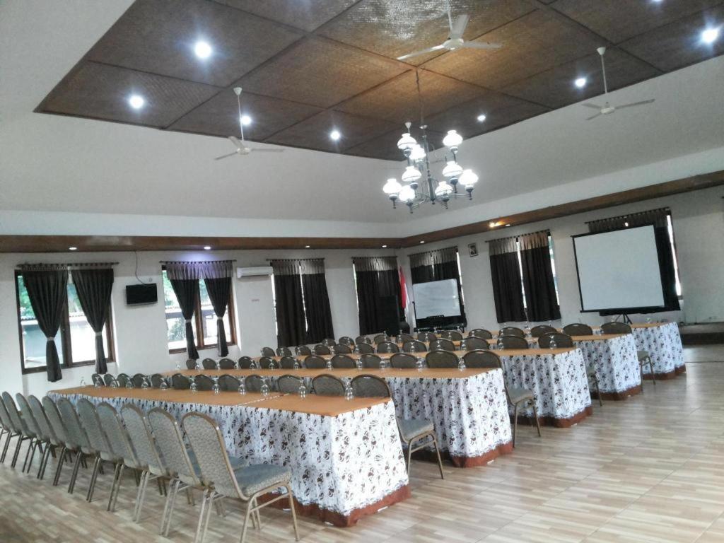 בוגור Villa Bukit Pinus מראה חיצוני תמונה