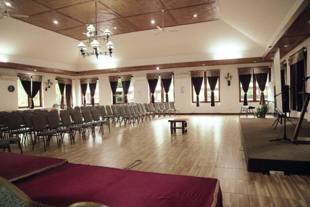 בוגור Villa Bukit Pinus מראה חיצוני תמונה