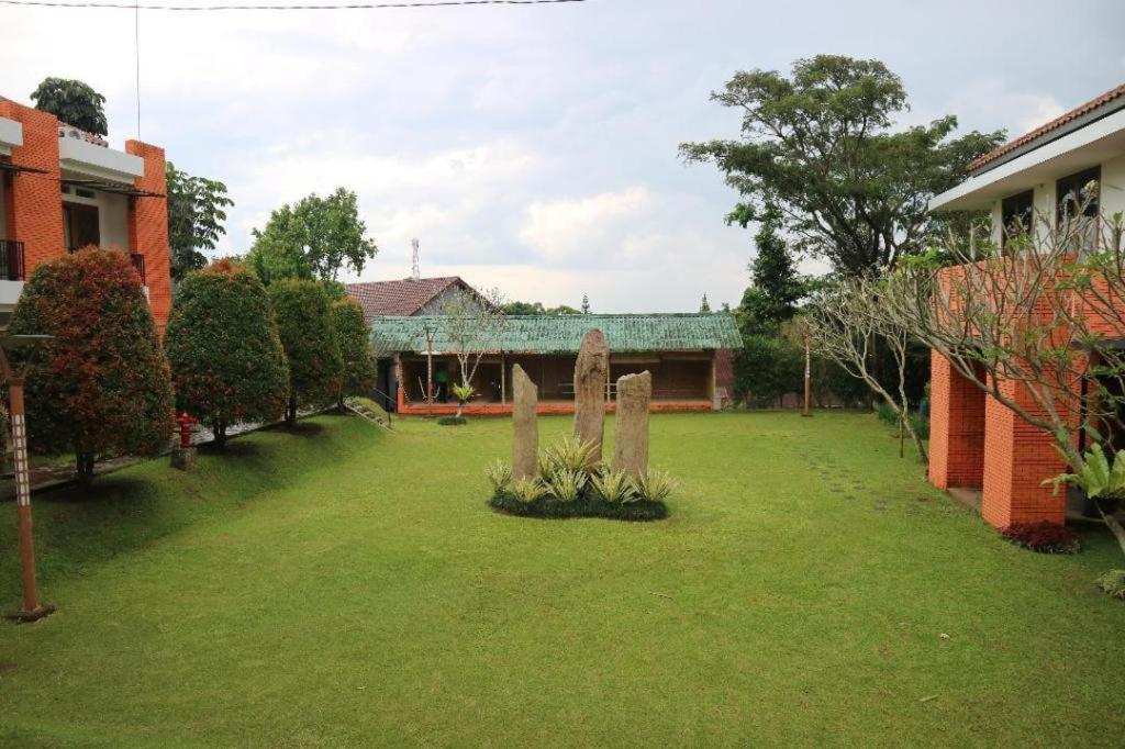 בוגור Villa Bukit Pinus מראה חיצוני תמונה